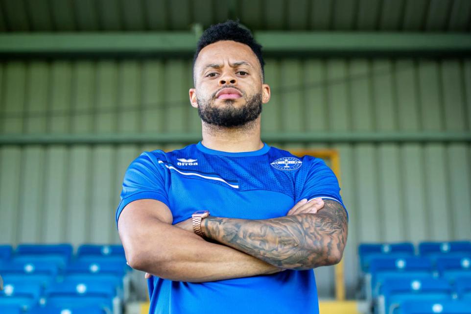 Eastleigh confirm signing of former Charlton and QPR midfielder